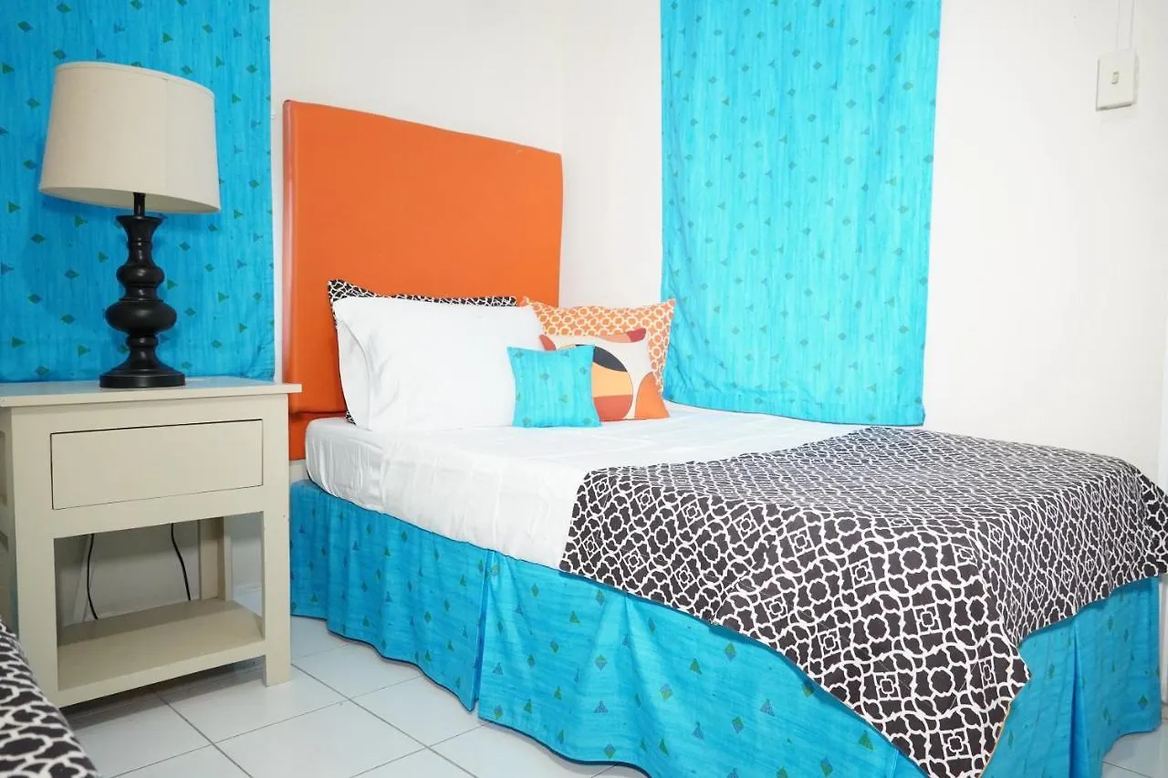 Shades Of Summer Apartments In Negril With Kitchen Гостевой дом